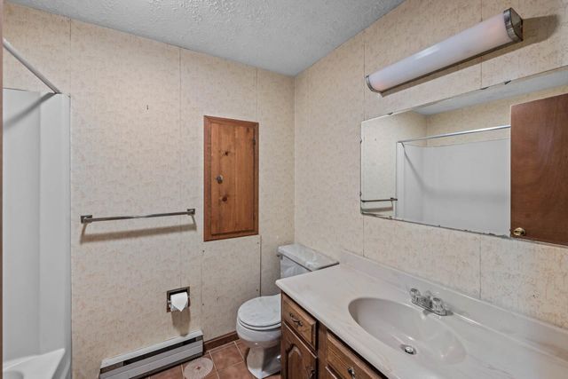 312 Walnut Hill Avenue, Manchester, NH 03104