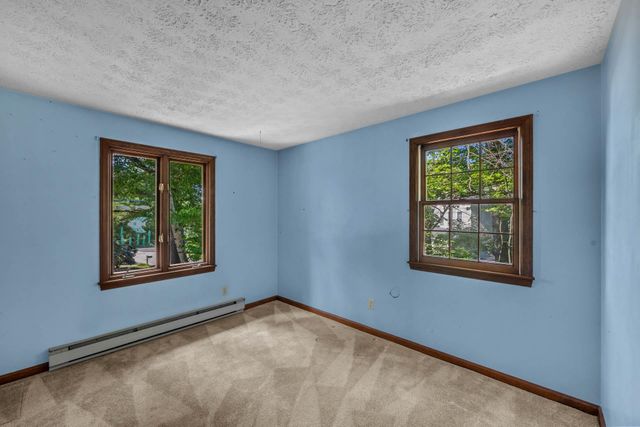 312 Walnut Hill Avenue, Manchester, NH 03104