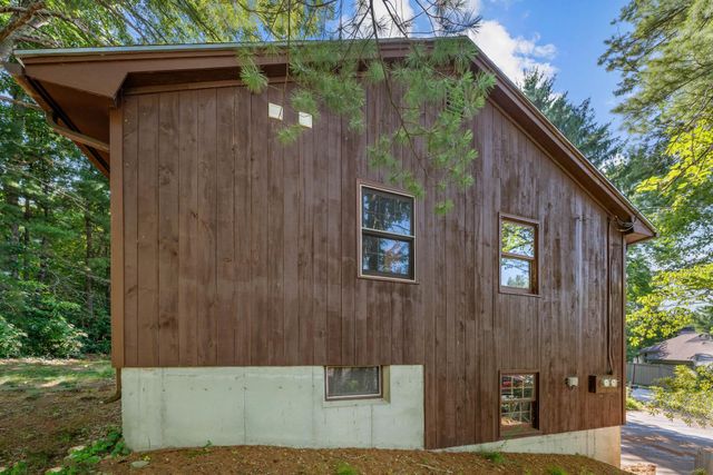 312 Walnut Hill Avenue, Manchester, NH 03104