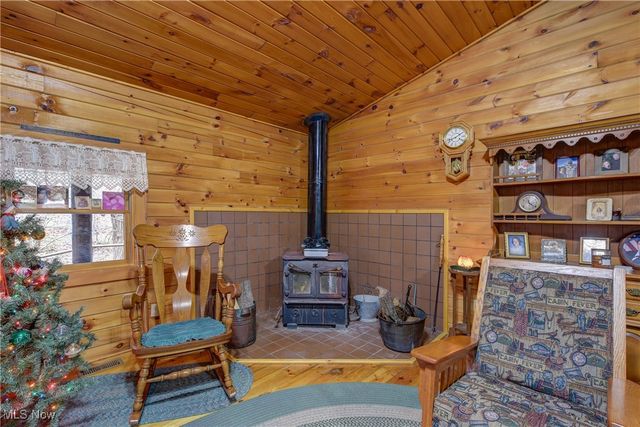 49215 Whittlesey Road, Amherst, OH 44001