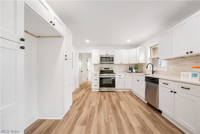 15938 W South Range Road, Salem, OH 44460