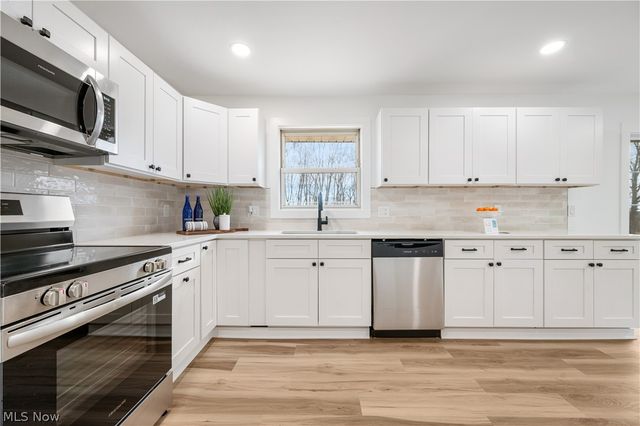 15938 W South Range Road, Salem, OH 44460