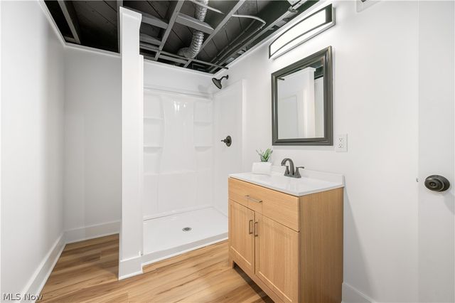 15938 W South Range Road, Salem, OH 44460