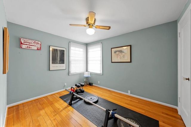 3913 W 67th Terrace, Prairie Village, KS 66208