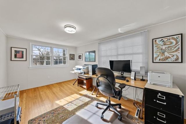 3913 W 67th Terrace, Prairie Village, KS 66208