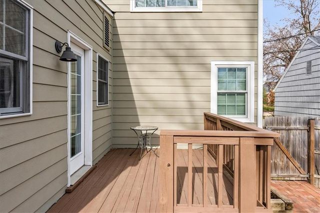 3913 W 67th Terrace, Prairie Village, KS 66208