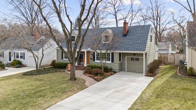 3913 W 67th Terrace, Prairie Village, KS 66208