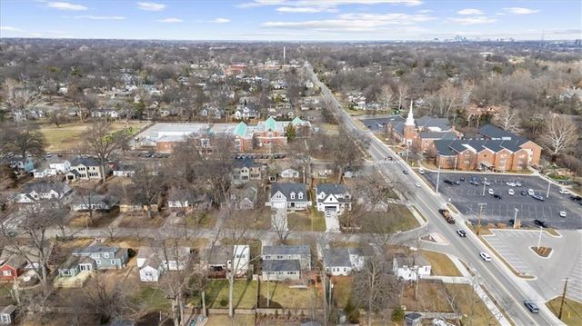 3913 W 67th Terrace, Prairie Village, KS 66208