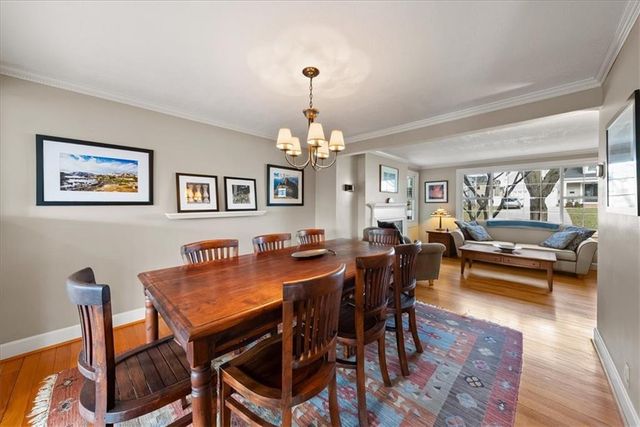 3913 W 67th Terrace, Prairie Village, KS 66208