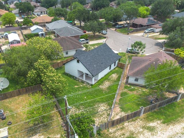 2809 Los Pinos Lane, Edinburg, TX 78541