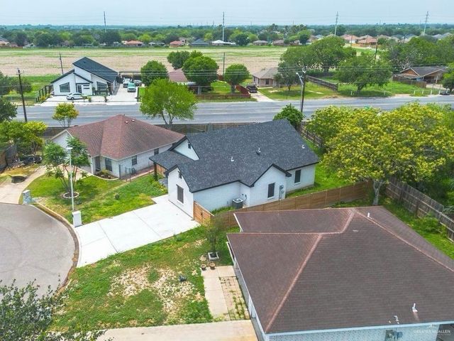 2809 Los Pinos Lane, Edinburg, TX 78541