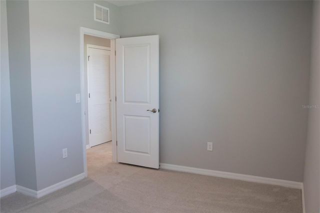 8004 PRAISE DRIVE, Tampa, FL 33625