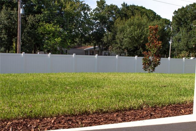 8004 PRAISE DRIVE, Tampa, FL 33625