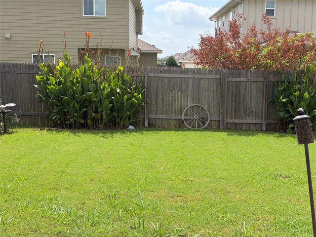 10321 Forest Grove DR, Austin, TX 78747