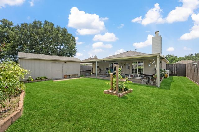 3330 Red Cedar Drive, Baytown, TX 77521