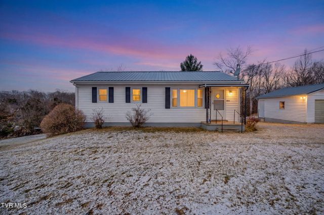 2844 Rocky Springs Road, Piney Flats, TN 37686