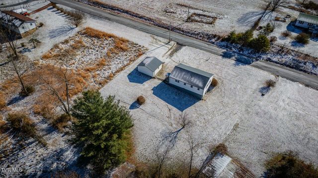 2844 Rocky Springs Road, Piney Flats, TN 37686