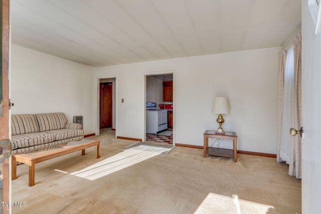 2844 Rocky Springs Road, Piney Flats, TN 37686