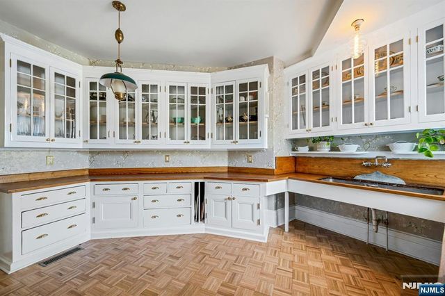 60 Wildwood Avenue, West Orange, NJ 07052