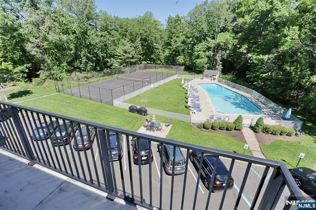 550 Fairview 312, Westwood, NJ 07675