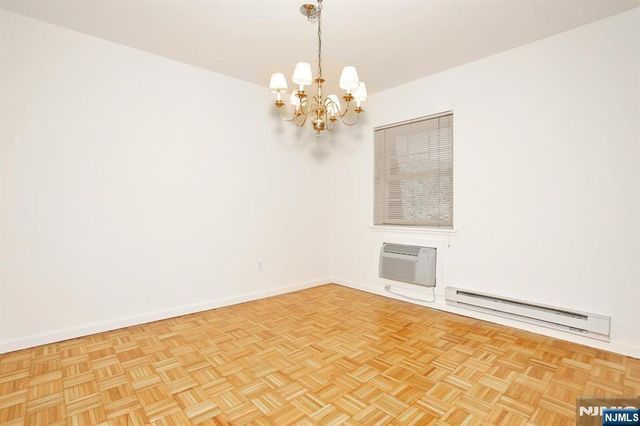 550 Fairview 312, Westwood, NJ 07675