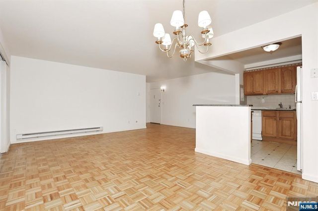 550 Fairview 312, Westwood, NJ 07675
