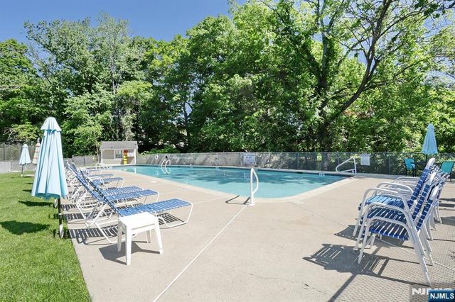 550 Fairview 312, Westwood, NJ 07675