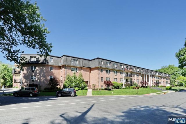 550 Fairview 312, Westwood, NJ 07675