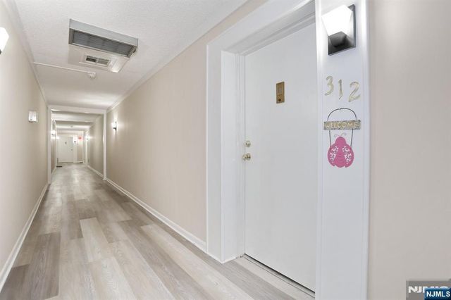 550 Fairview 312, Westwood, NJ 07675