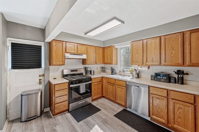 1230 60th Street, Des Moines, IA 50311