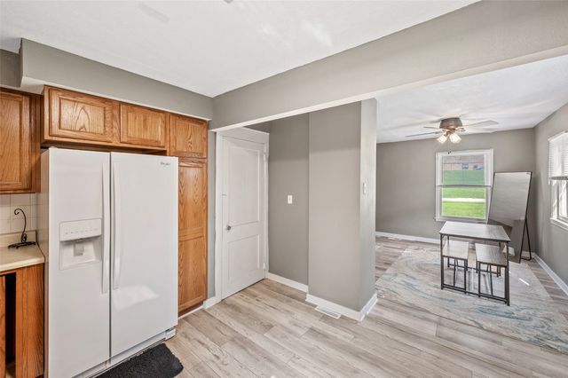 1230 60th Street, Des Moines, IA 50311