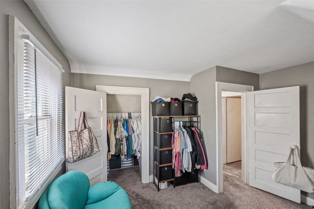 1230 60th Street, Des Moines, IA 50311