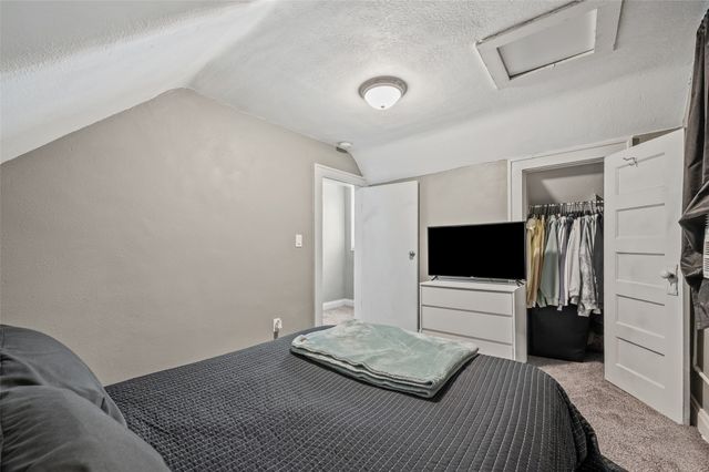 1230 60th Street, Des Moines, IA 50311