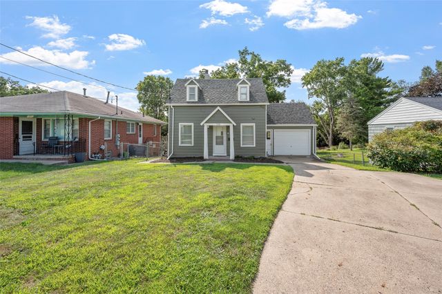1230 60th Street, Des Moines, IA 50311