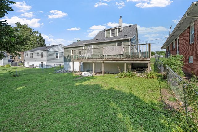 1230 60th Street, Des Moines, IA 50311