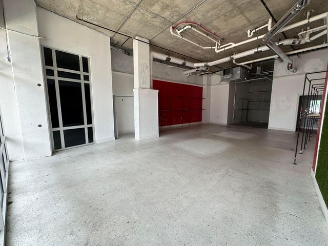 1533 N High Street, Columbus, OH 43201