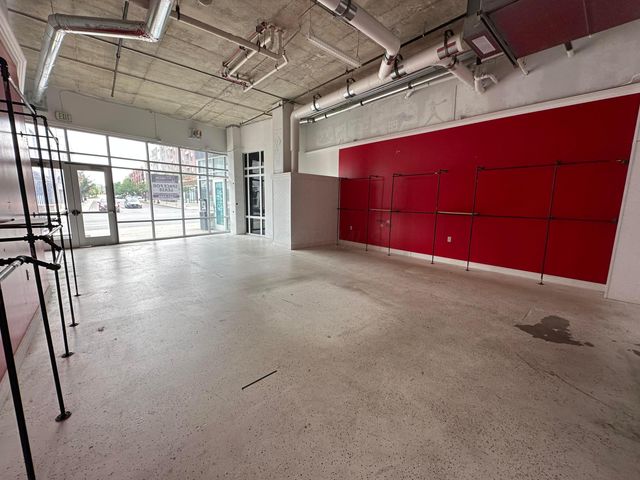1533 N High Street, Columbus, OH 43201