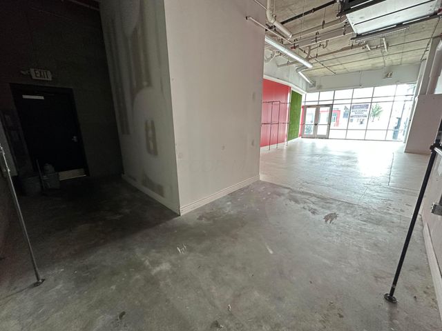 1533 N High Street, Columbus, OH 43201