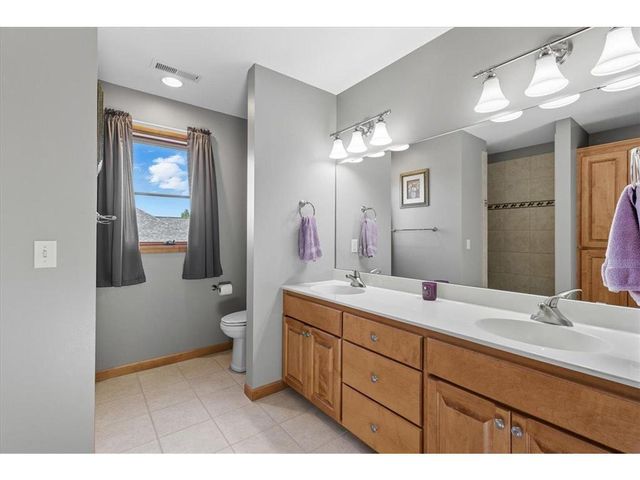 2094 Rushmore Drive, River Falls, WI 54022