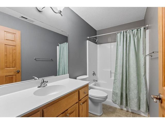 2094 Rushmore Drive, River Falls, WI 54022