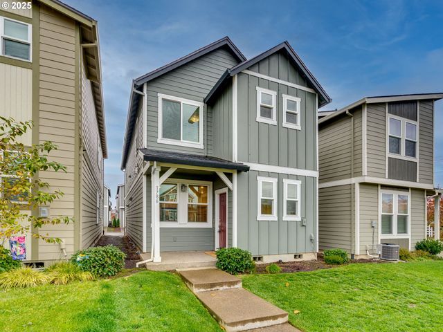 1786 Nw LANDON St, Mc Minnville, OR 97128