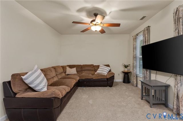 13501 Buck Rub Dr, Midlothian, VA 23112