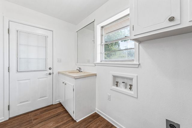 1240 N Texas, De Leon, TX 76444