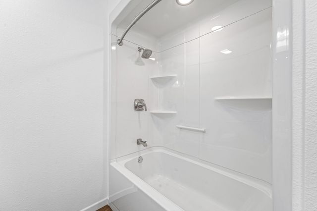 1240 N Texas, De Leon, TX 76444