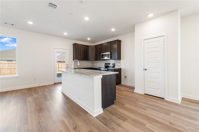 2410 Rooke Road, Bryan, TX 77807