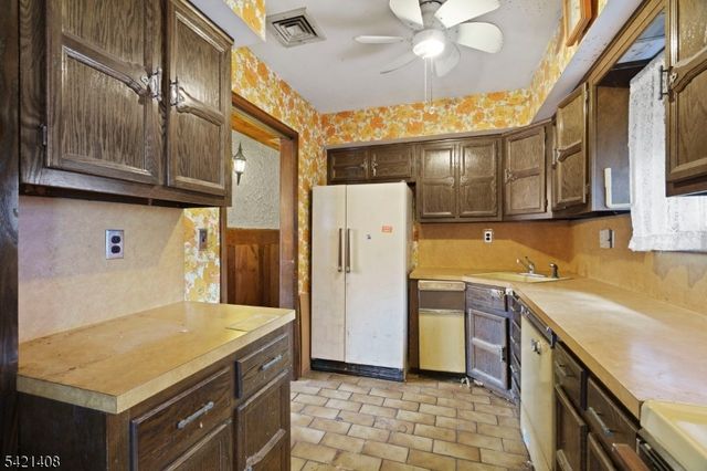 345 5th St, Ridgefield Park Village, NJ 07660