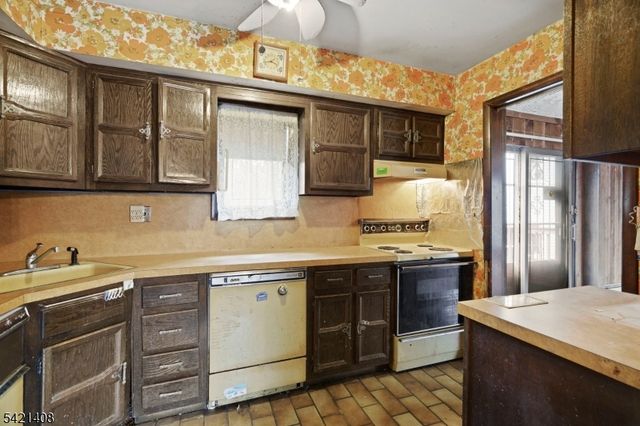 345 5th St, Ridgefield Park Village, NJ 07660