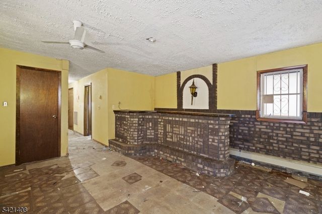 345 5th St, Ridgefield Park Village, NJ 07660