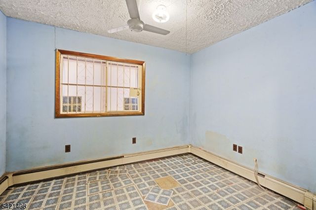 345 5th St, Ridgefield Park Village, NJ 07660