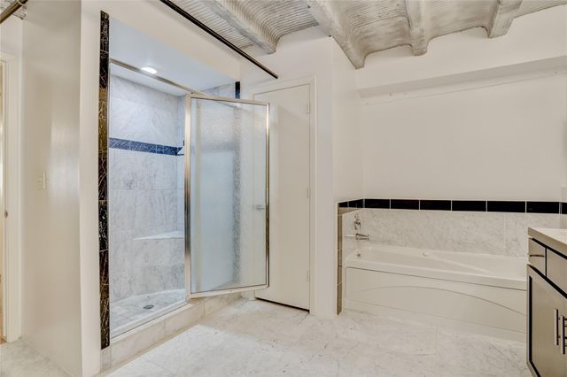 917 Main Street 1107, Houston, TX 77002